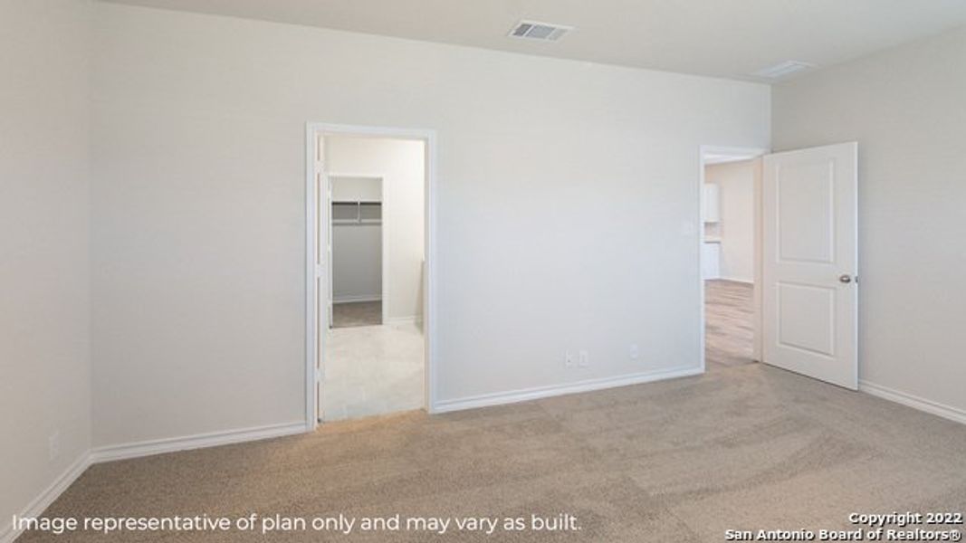 Spacious, unfurnished interior of a new home in Brookstone Creek, San Antonio (Image 25).