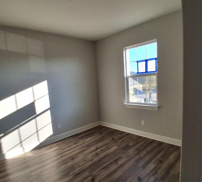 Spacious, unfurnished interior of a new home in , Anna (Image 10).