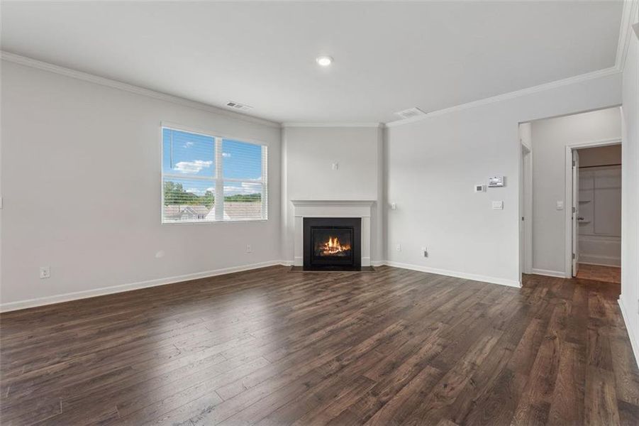 Spacious, unfurnished interior of a new home in , Dallas (Image 15).