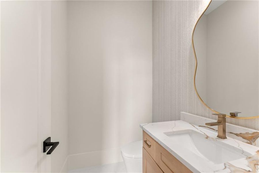 Image 47 of a home in .