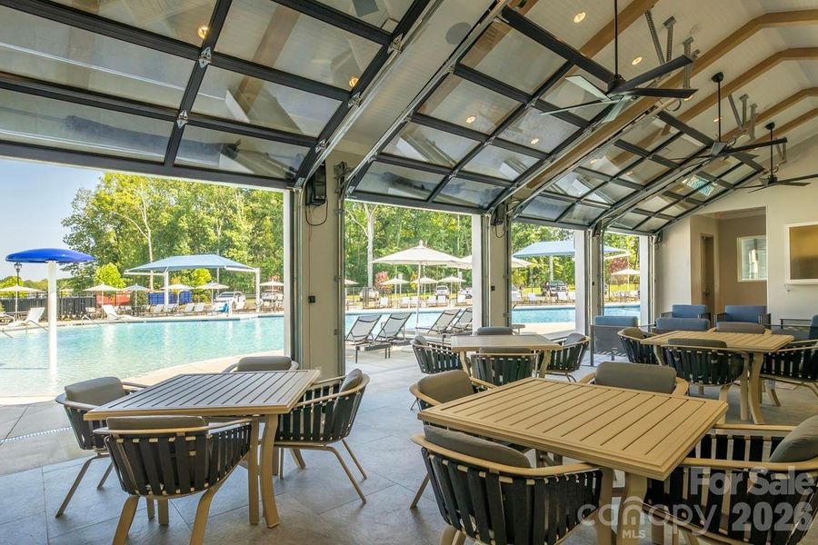 Community amenities in Parkside Crossing, Charlotte (Image 2). Community amenities in Parkside Crossing, Charlotte (Image 2).