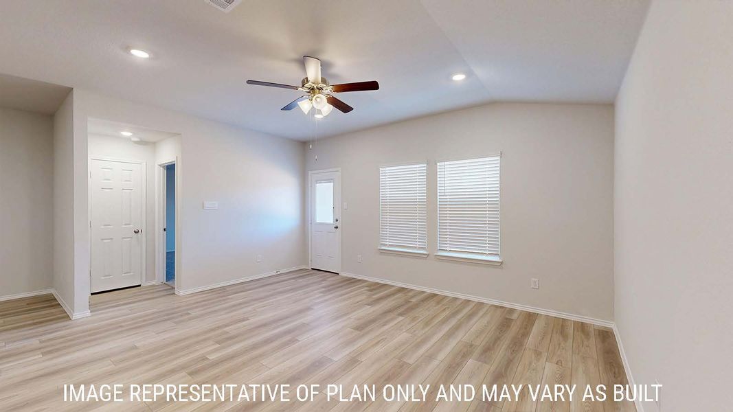 Spacious, unfurnished interior of a new home in Turnbo Ranch, Killeen (Image 11).