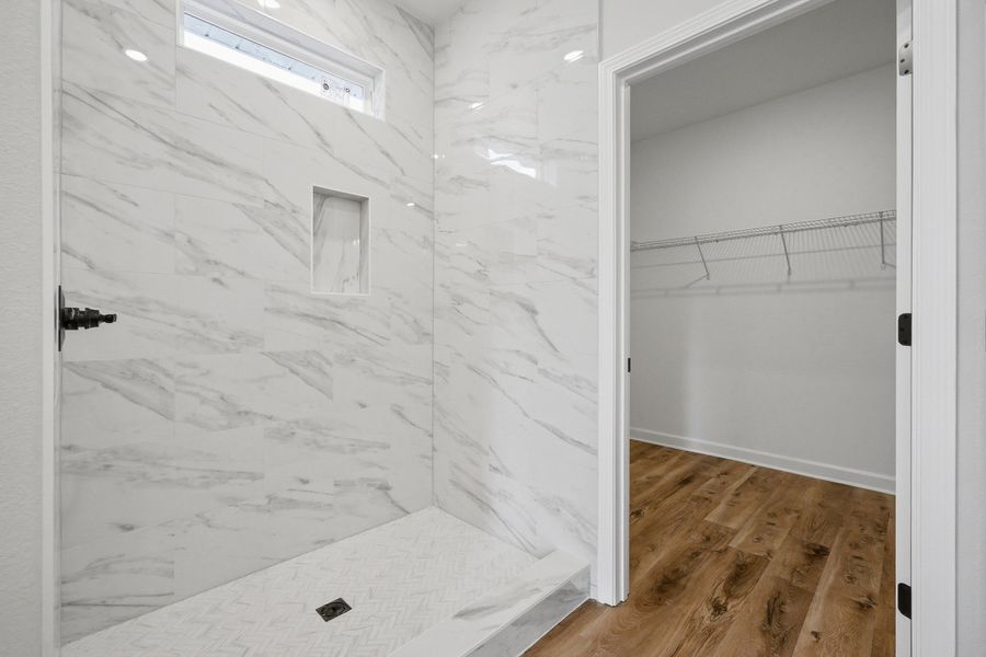 Spacious, unfurnished interior of a new home in Barton's Bend, Crestview (Image 44). Spacious, unfurnished interior of a new home in Barton's Bend, Crestview (Image 44).