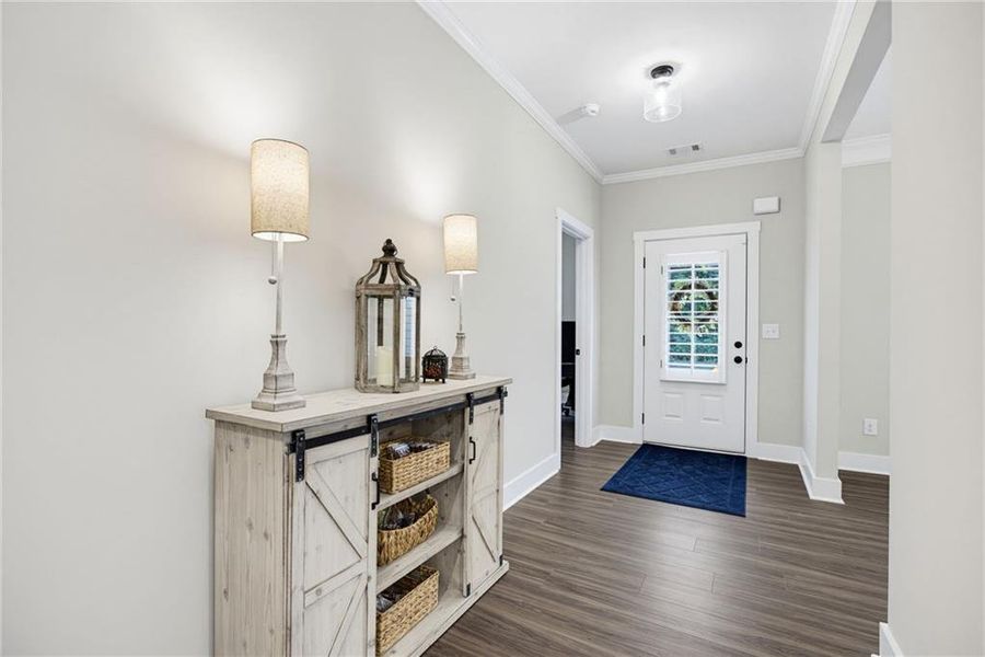 Furnished interior view inside a new home in , Dallas (Image 20).