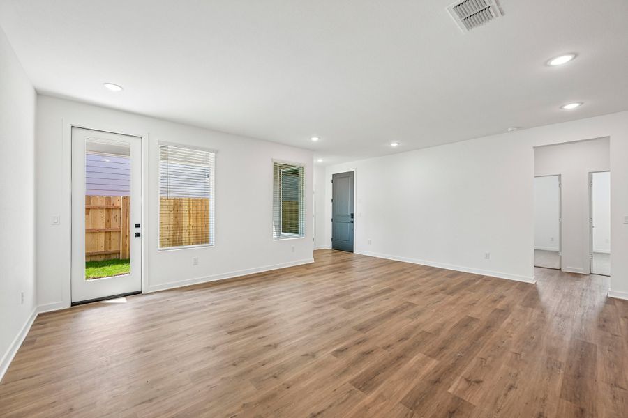Representative unfurnished interior of a home built from the 3501 by Risewell Homes in Parkton Square, Kyle (Image 11).