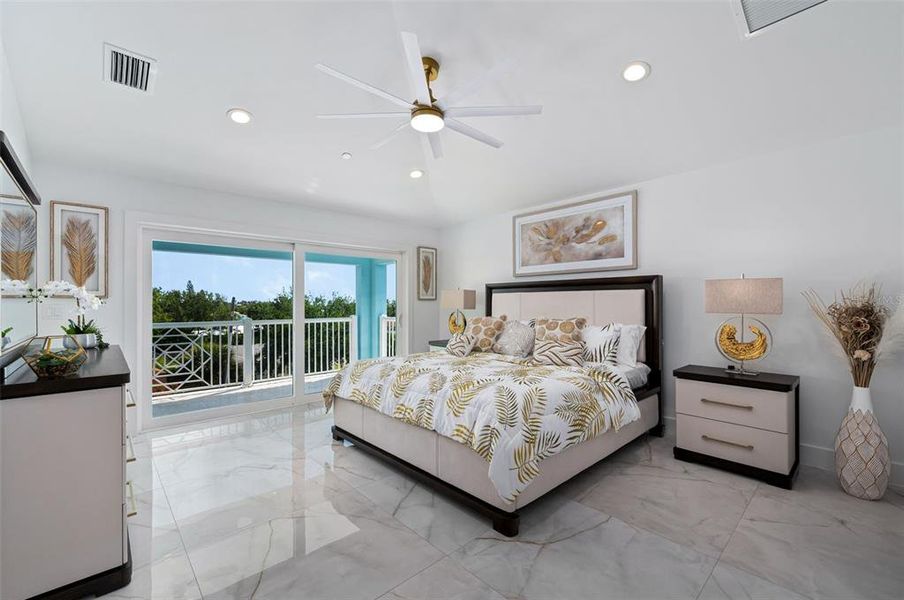 Furnished interior view inside a new home in , Fort Pierce (Image 11).