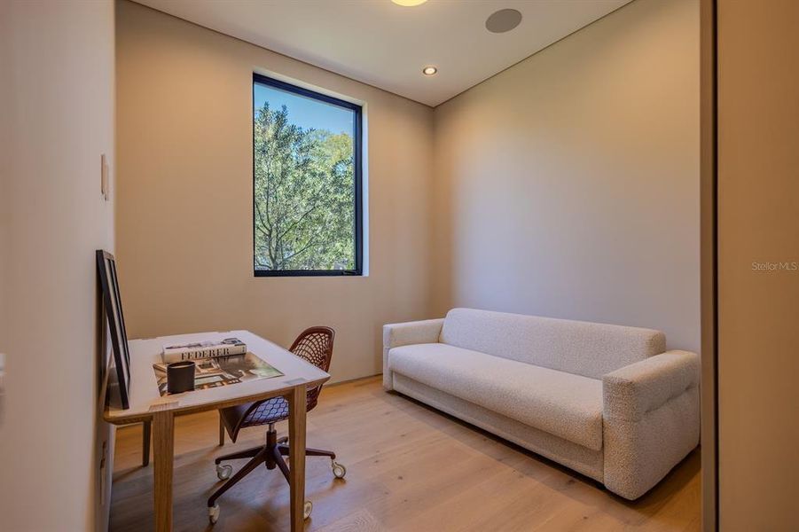 Furnished interior view inside a new home in , Windermere (Image 11).