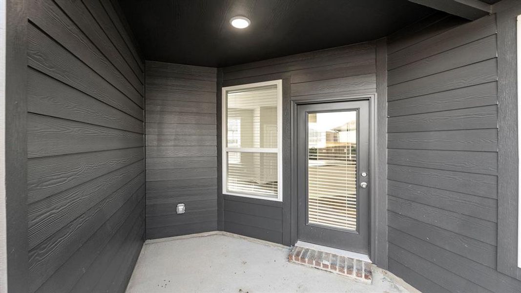 25. 3230 Summerland - Patio 25. 3230 Summerland - Patio