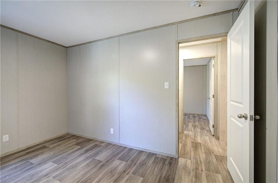 Spacious, unfurnished interior of a new home in , Talking Rock (Image 45).
