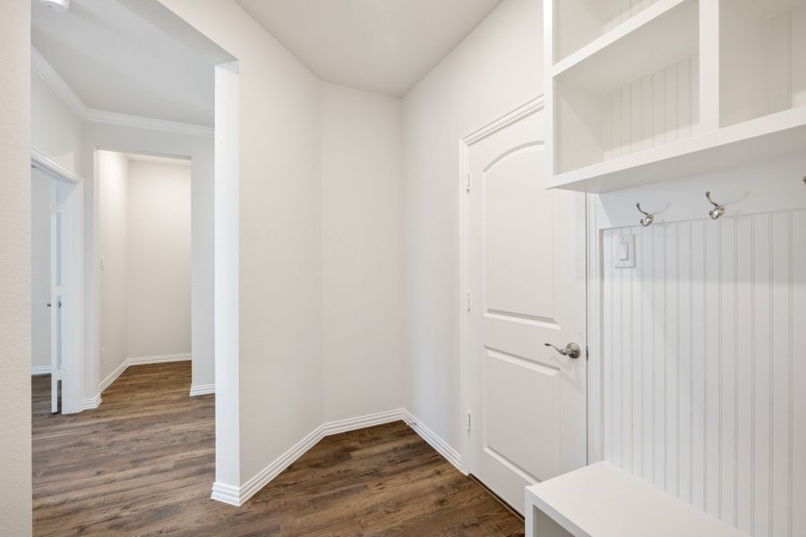 Spacious, unfurnished interior of a new home in Elevon, Lavon (Image 22).