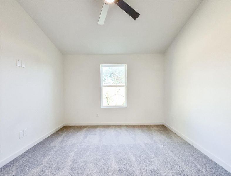 Spacious, unfurnished interior of a new home in , Conroe (Image 21).