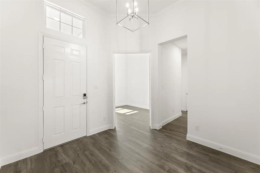 Spacious, unfurnished interior of a new home in Milrany Ranch, Melissa (Image 13).