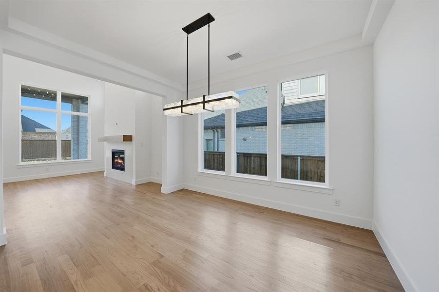 Spacious, unfurnished interior of a new home in Estates at Rockhill, Frisco (Image 20). Spacious, unfurnished interior of a new home in Estates at Rockhill, Frisco (Image 20).
