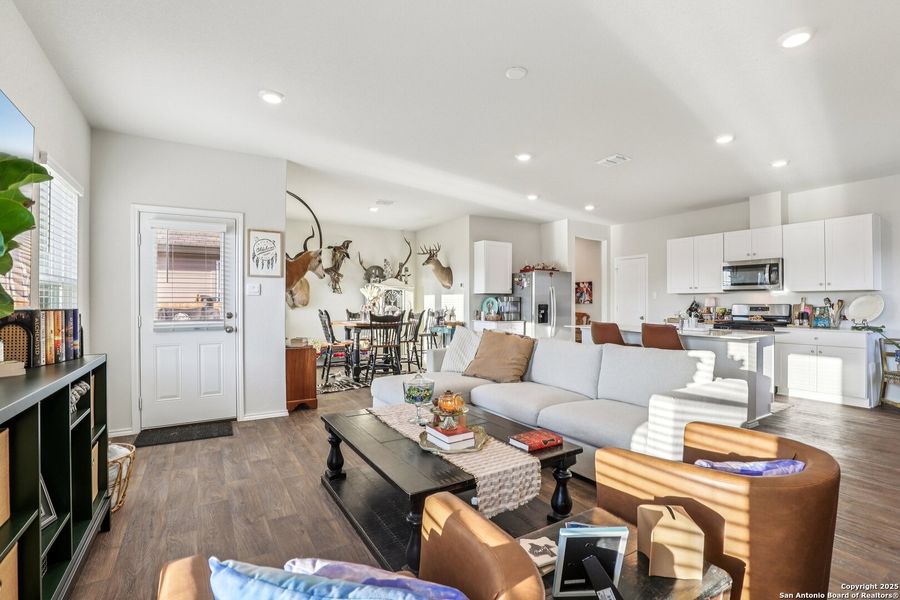 Furnished interior view inside a new home in The Links at River Bend, Floresville (Image 5). Furnished interior view inside a new home in The Links at River Bend, Floresville (Image 5).