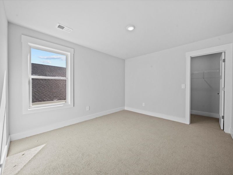 Spacious, unfurnished interior of a new home in Maxwell Commons, Easley (Image 20).