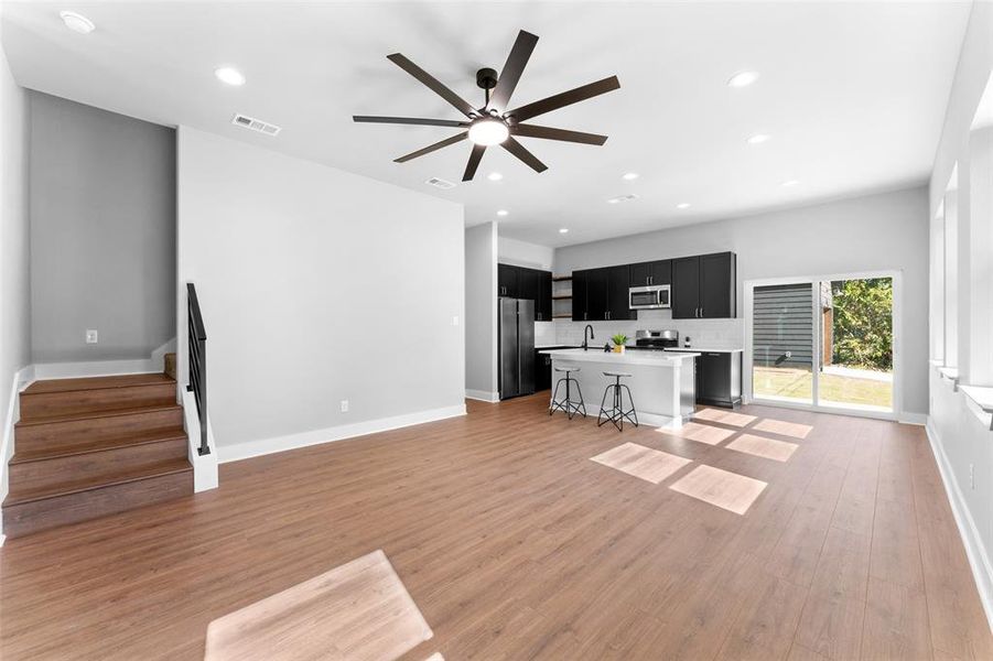 Image 28 of a home in .