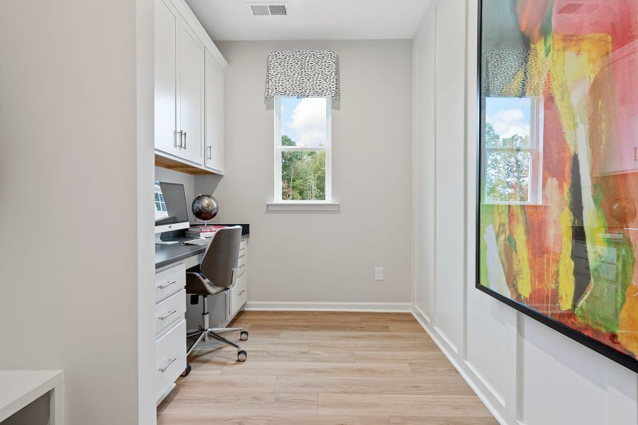 Representative furnished interior of a home built from the Henderson by Tri Pointe Homes in Alton Creek, Mint Hill (Image 30).