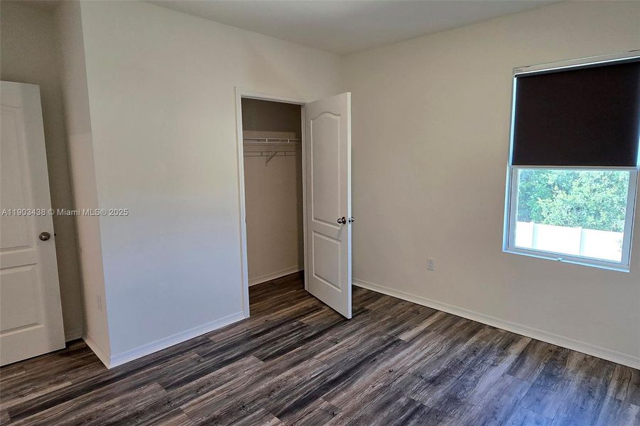 Spacious, unfurnished interior of a new home in , Davenport (Image 36).