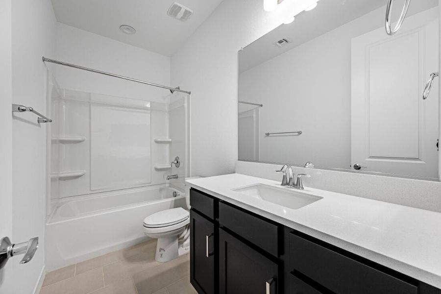 Representative furnished interior of a home built from the Sandstone by Taylor Morrison in Artisan at Asante Discovery Collection, Surprise (Image 11). Representative furnished interior of a home built from the Sandstone by Taylor Morrison in Artisan at Asante Discovery Collection, Surprise (Image 11).