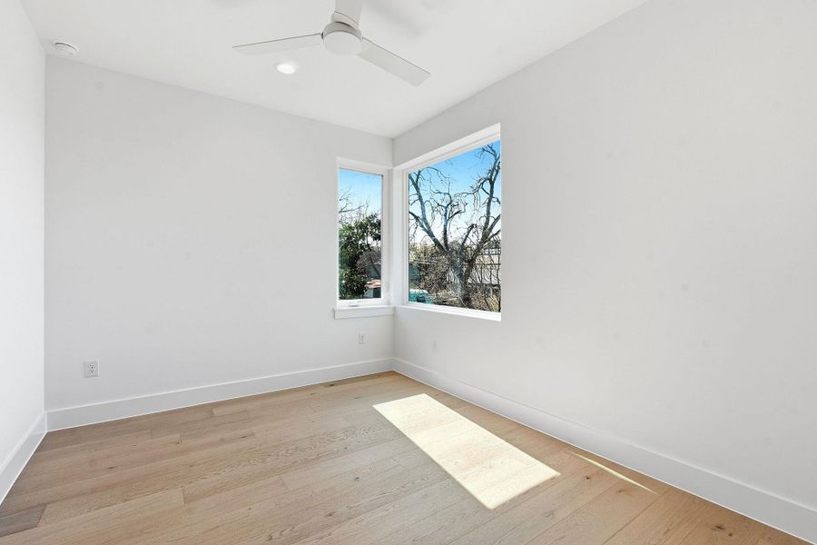 Spacious, unfurnished interior of a new home in , Austin (Image 20).