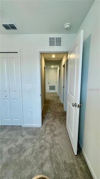 Spacious, unfurnished interior of a new home in Hunt Club Groves: Manor Key Collection, Lake Wales (Image 18).