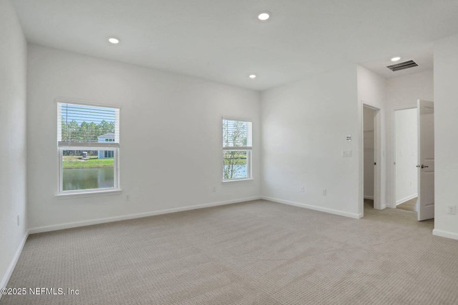 Spacious, unfurnished interior of a new home in , St. Augustine (Image 30).