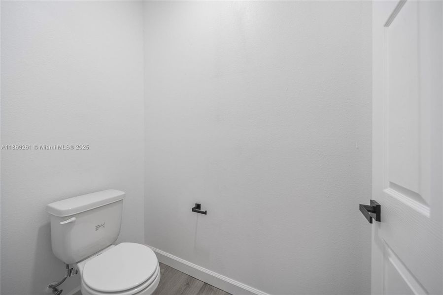 Furnished interior view inside a new home in , Sebring (Image 4).