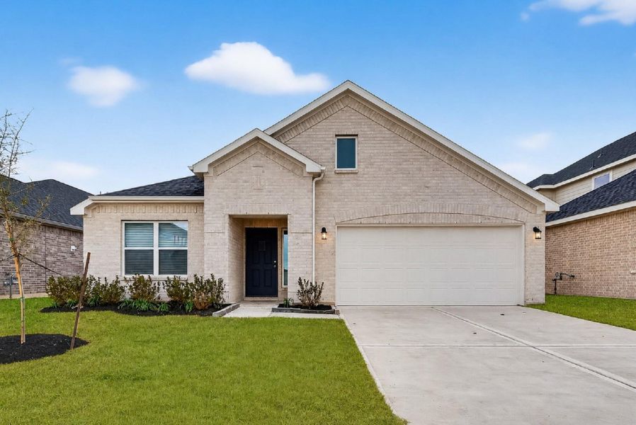 Front exterior of a new home in Rollingbrook Estates, Baytown, TX, highlighting curb appeal (Image 1). Front exterior of a new home in Rollingbrook Estates, Baytown, TX, highlighting curb appeal (Image 1).