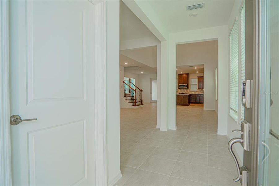 Image 27 of a home in .