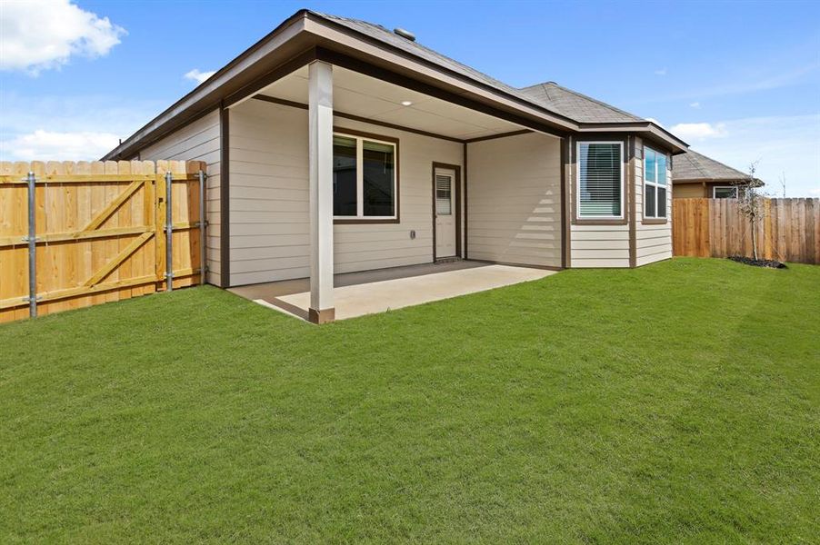 Front exterior of a new home in Deer Creek, Fort Worth, TX, highlighting curb appeal (Image 1). Front exterior of a new home in Deer Creek, Fort Worth, TX, highlighting curb appeal (Image 1).