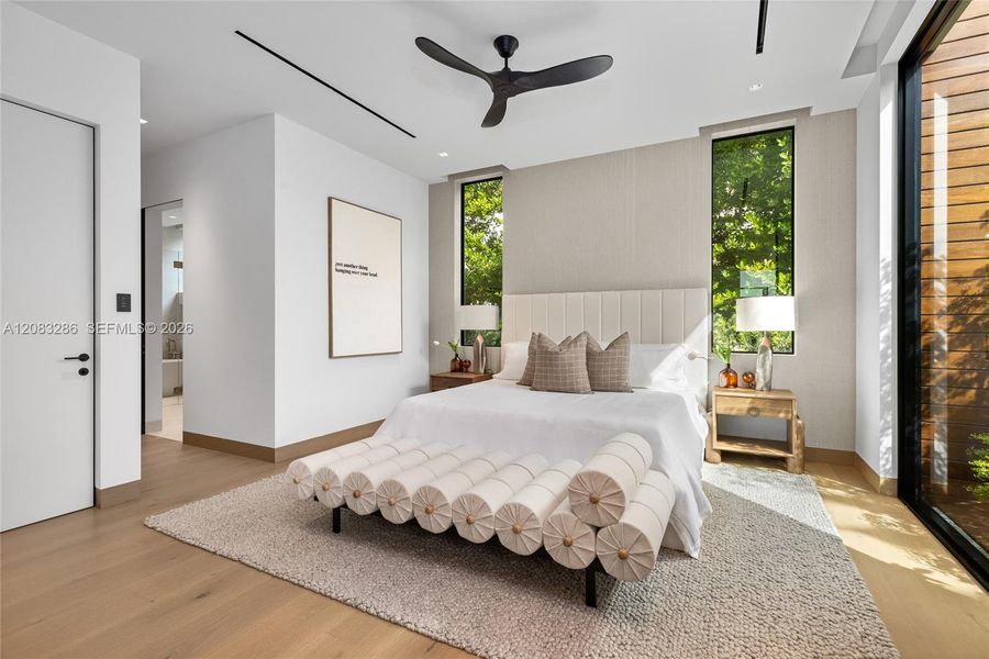 Furnished interior view inside a new home in , Fort Lauderdale (Image 39). Furnished interior view inside a new home in , Fort Lauderdale (Image 39).