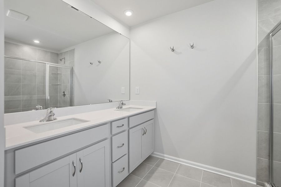 Furnished interior view inside a new home in Waxhaw Landing, Monroe (Image 10).
