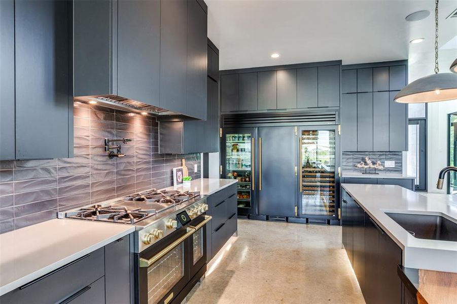 Furnished interior view inside a new home in , Aledo (Image 8).