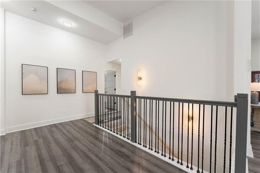 Spacious, unfurnished interior of a new home in , Gainesville (Image 24).