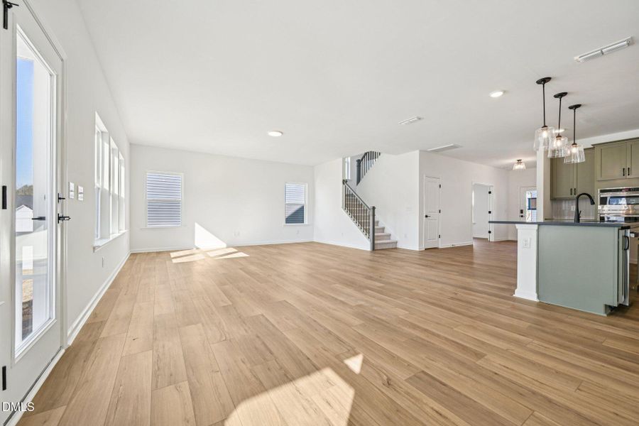 10-web-or-mls-Compeer Wy-S1102-010 10-web-or-mls-Compeer Wy-S1102-010