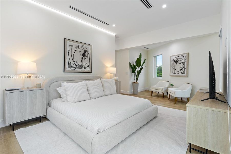 Furnished interior view inside a new home in , Miami (Image 19).