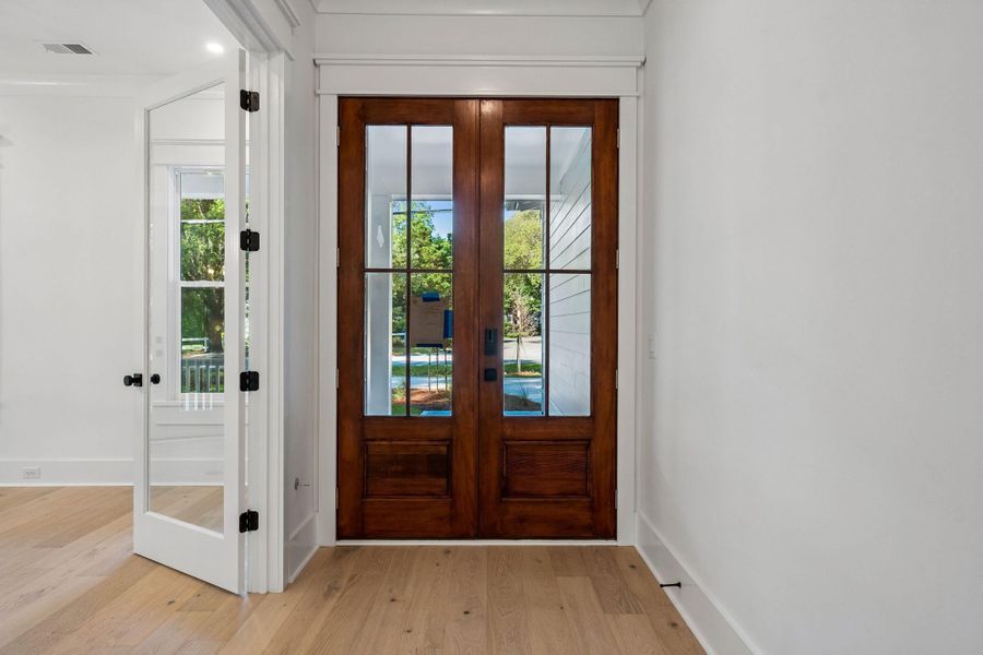 Spacious, unfurnished interior of a new home in , Mount Pleasant (Image 25).