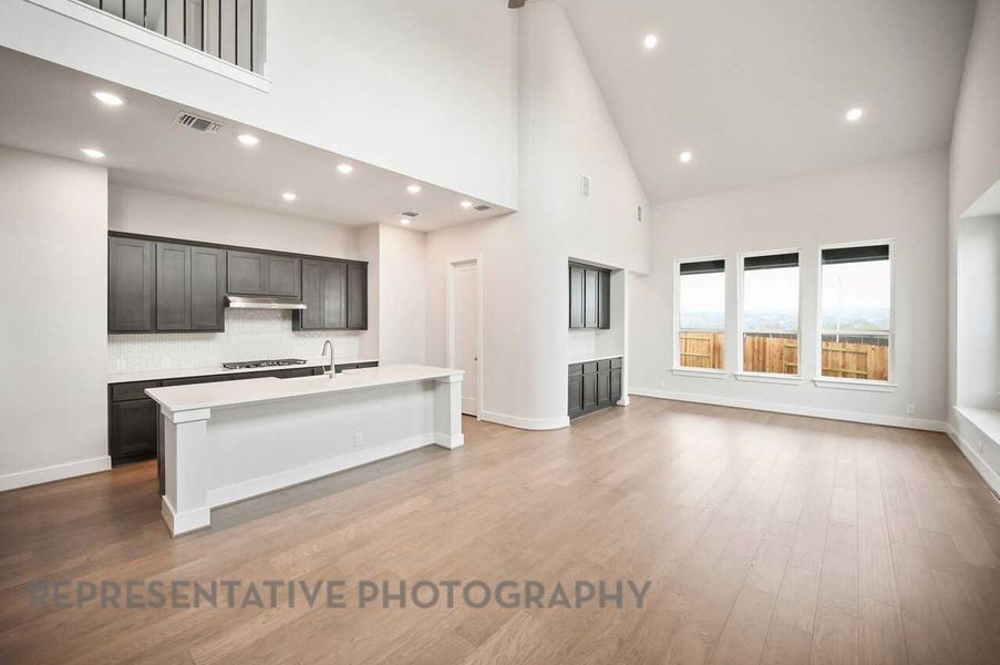 Furnished interior view inside a new home in Evergreen, Conroe (Image 8).