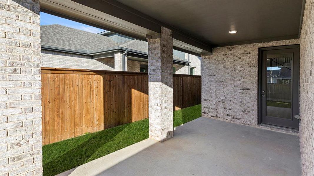 27. 1421 Tipperary - Patio