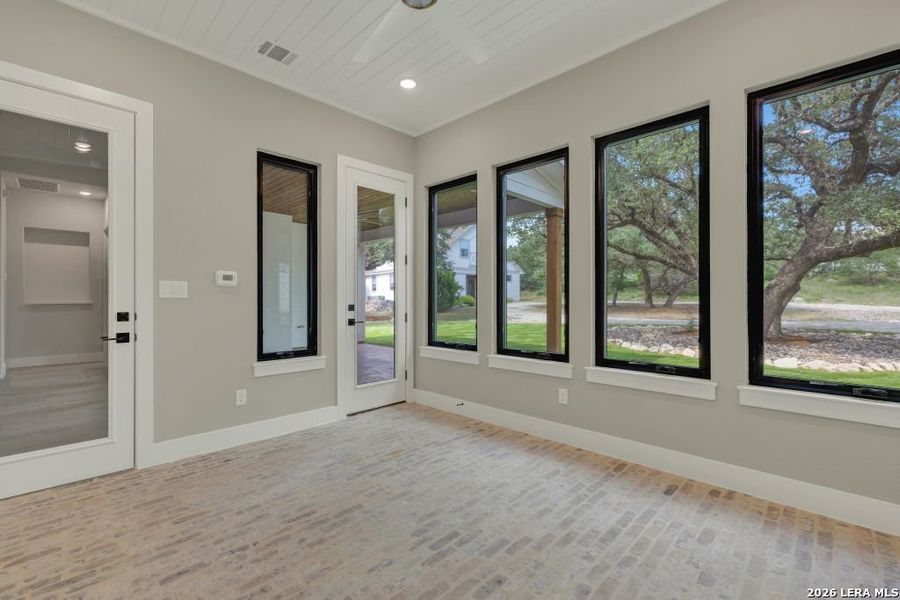 Spacious, unfurnished interior of a new home in , Spring Branch (Image 33). Spacious, unfurnished interior of a new home in , Spring Branch (Image 33).