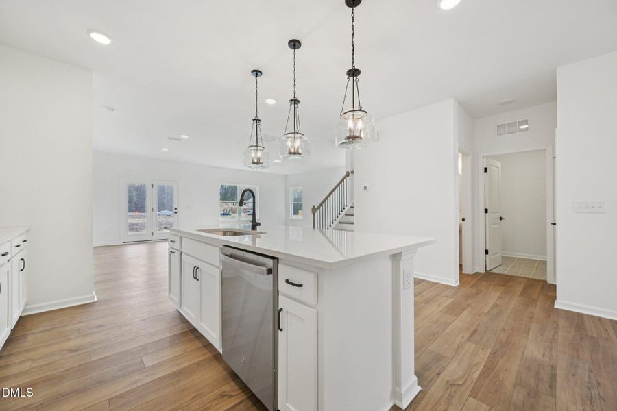 21-web-or-mls-Fetching Pl-S2503-021