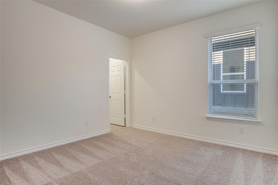 Spacious, unfurnished interior of a new home in Sierra Vista at Kelly Ranch, Aledo (Image 25).