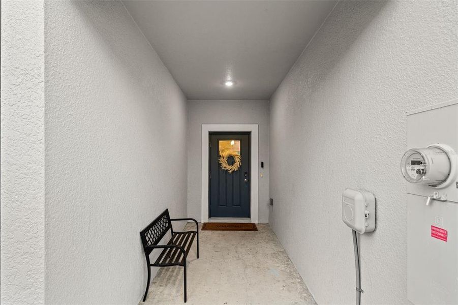 Exterior details and patio area of a home in , New Port Richey (Image 3).
