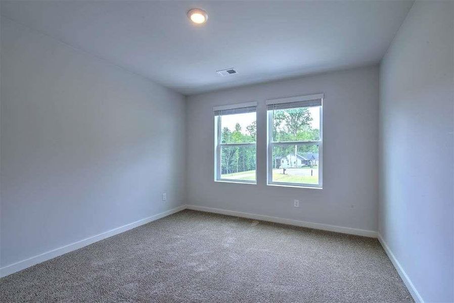 Spacious, unfurnished interior of a new home in The Woodlands Preserve, Jackson (Image 22).