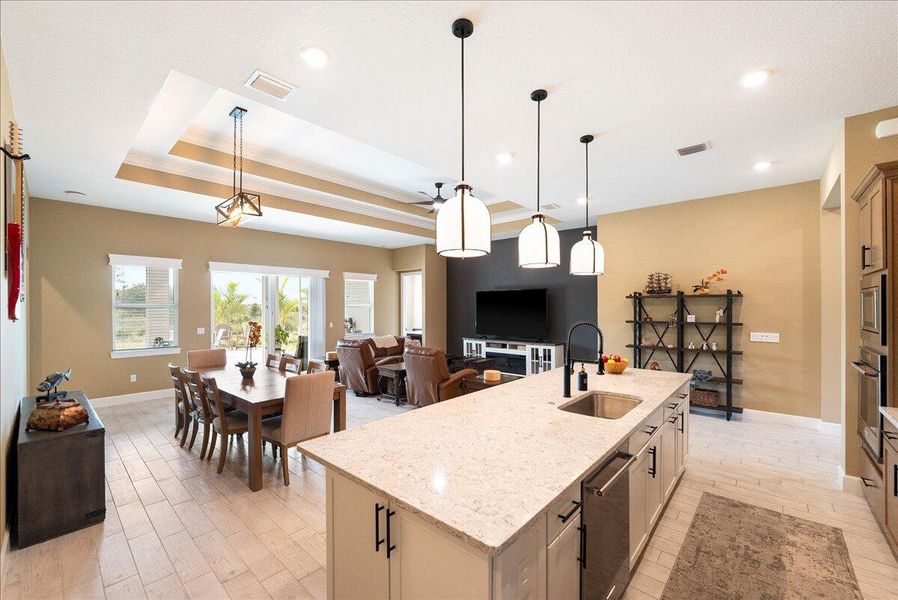 Kitchen Island 2