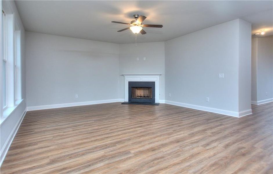Spacious, unfurnished interior of a new home in , Homer (Image 22).