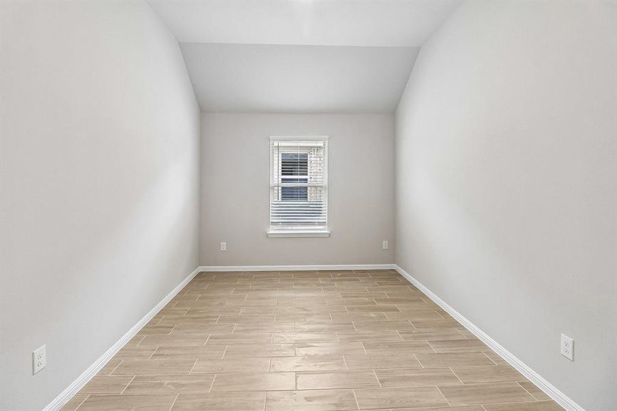 Spacious, unfurnished interior of a new home in Elevon, Lavon (Image 12). Spacious, unfurnished interior of a new home in Elevon, Lavon (Image 12).