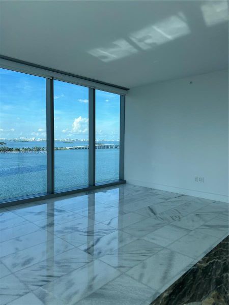 Spacious, unfurnished interior of a new home in , Miami (Image 15).