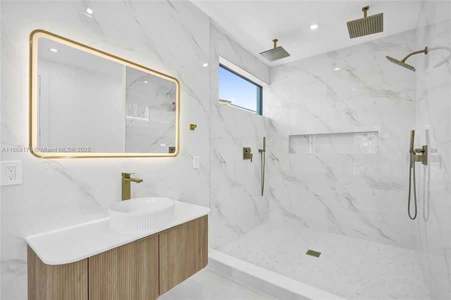 Furnished interior view inside a new home in , Fort Lauderdale (Image 58). Furnished interior view inside a new home in , Fort Lauderdale (Image 58).