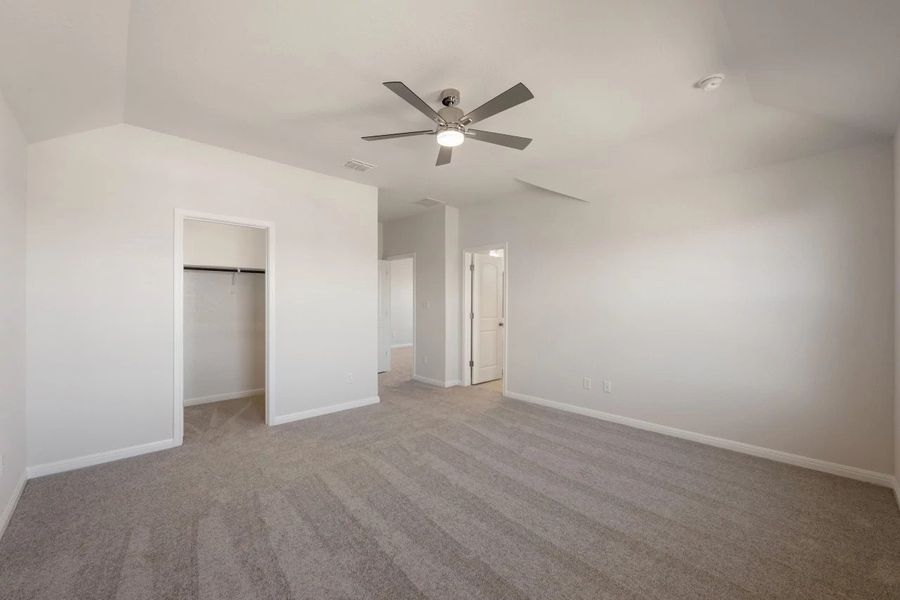 Spacious, unfurnished interior of a new home in Cannon Ranch, Dripping Springs (Image 42).